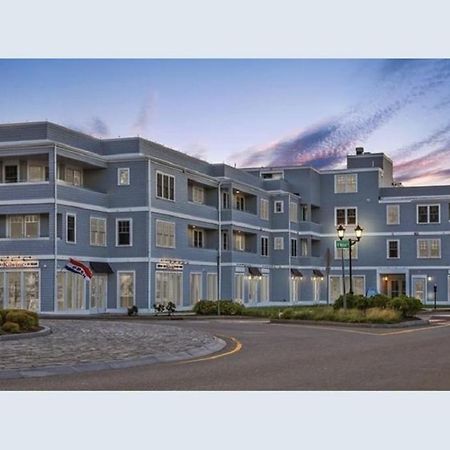 Downtown Plymouth Waterfront Luxury Condos Zewnętrze zdjęcie