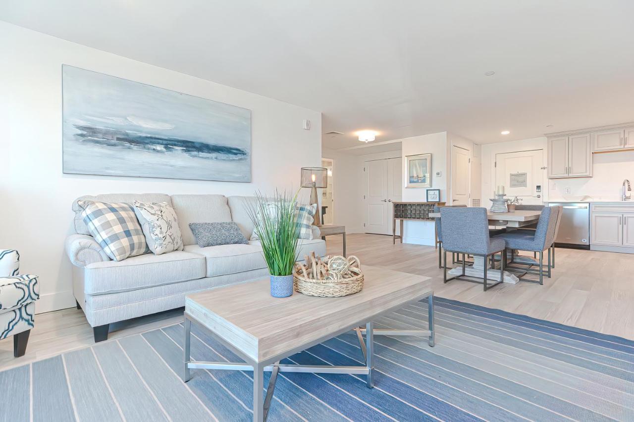 Downtown Plymouth Waterfront Luxury Condos Zewnętrze zdjęcie