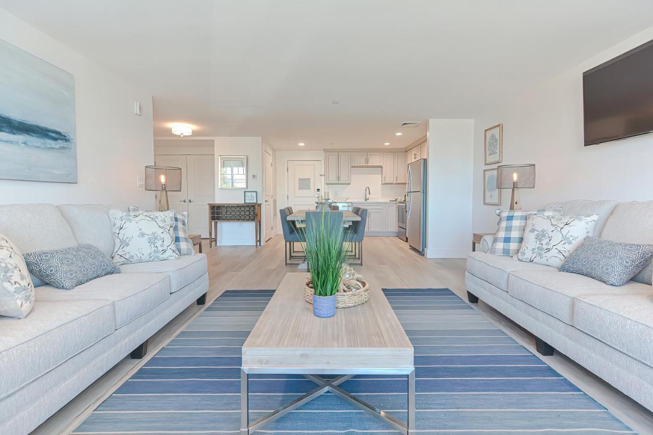 Downtown Plymouth Waterfront Luxury Condos Zewnętrze zdjęcie